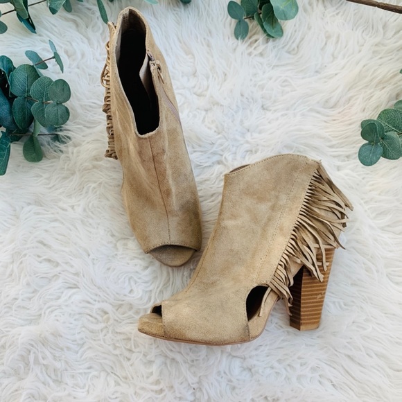 Fringe Peep Toe Heeled Ankle Booties - Picture 6 of 6